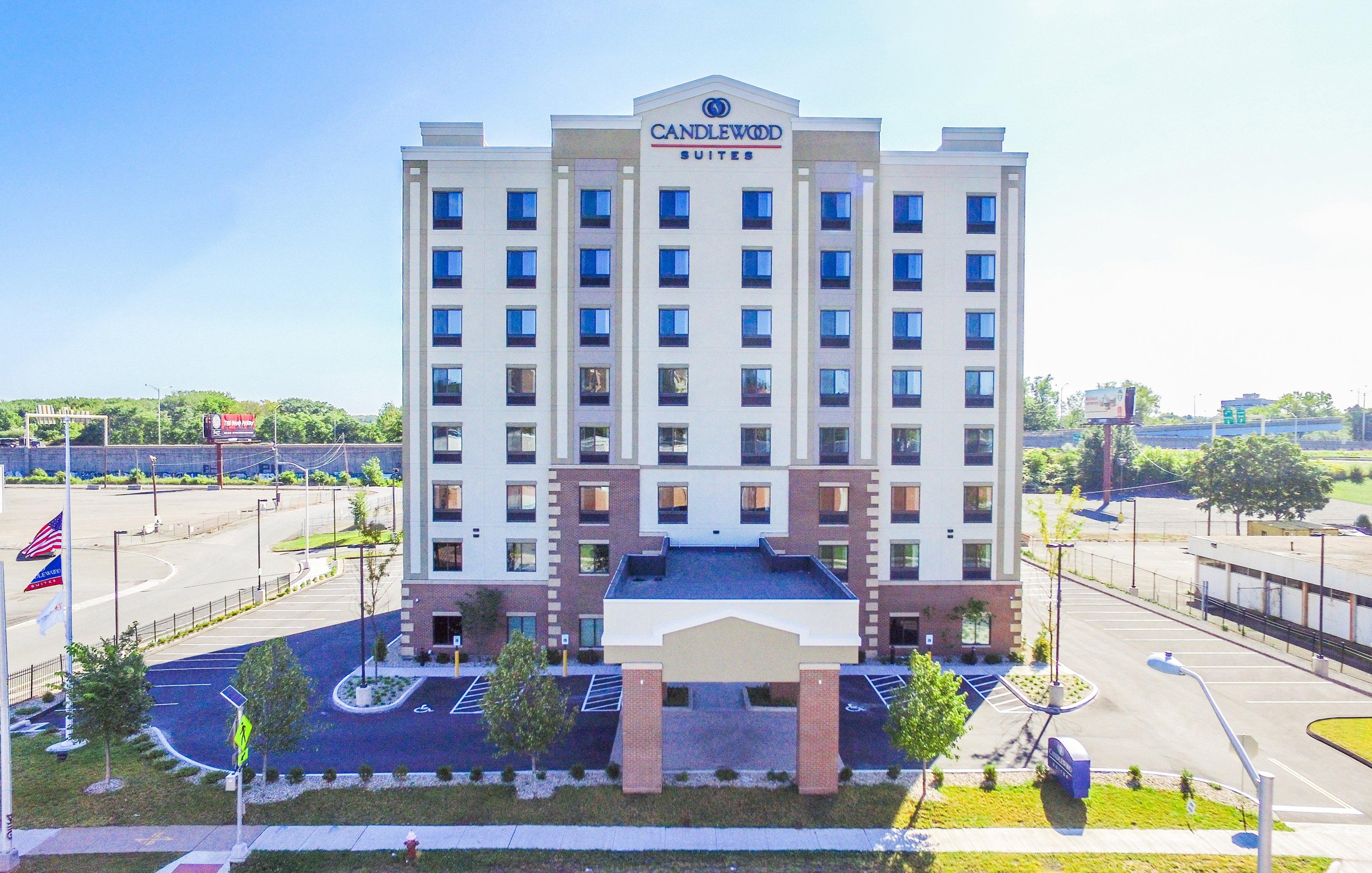 Candlewood Suites - Hartford Downtown Екстериор снимка